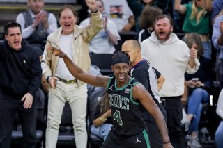 C'est toujours la fête pour Jrue Holiday et pour les fans des Celctics. KEYSTONE/EPA/CJ GUNTHER